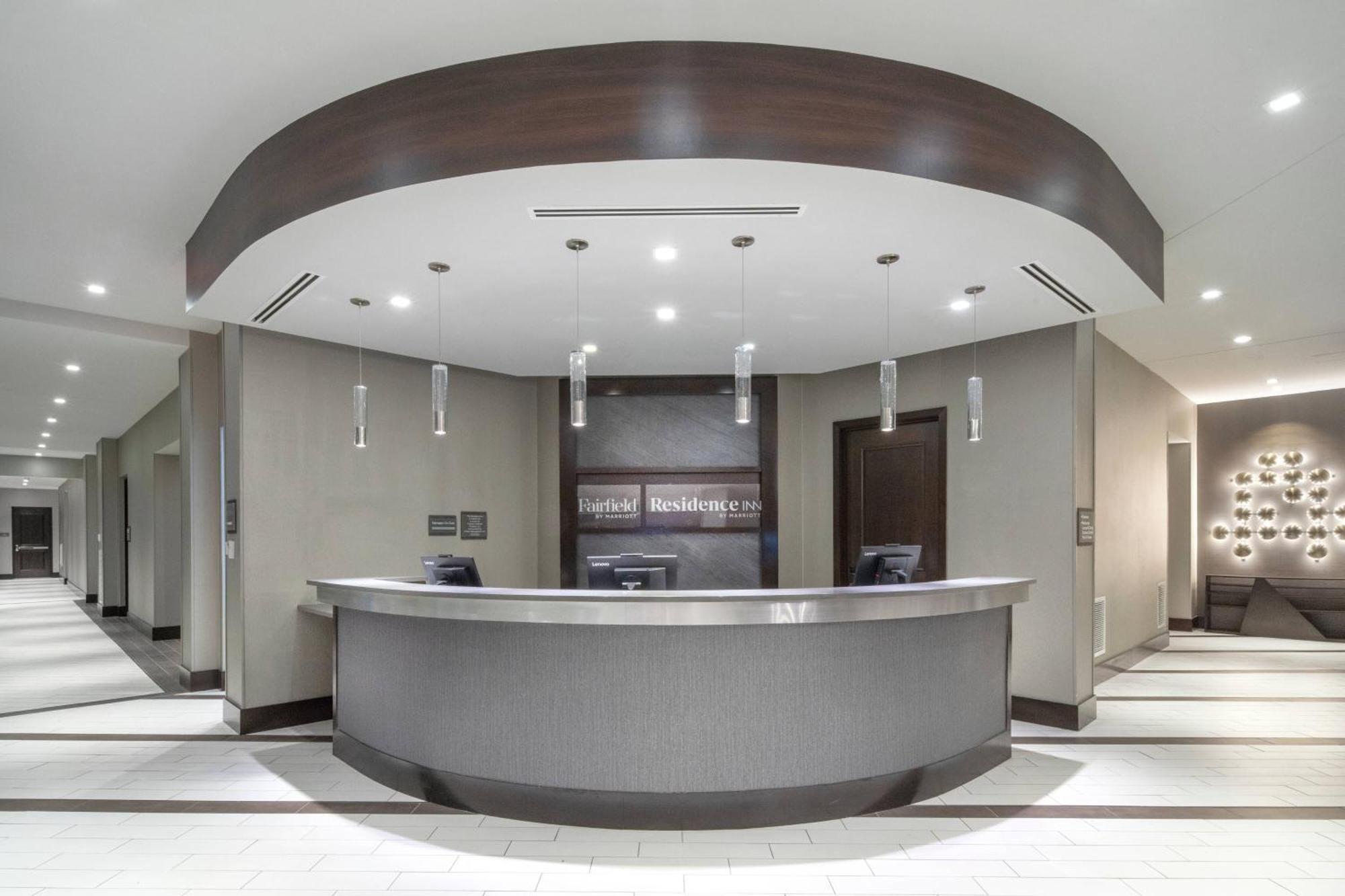 By Marriott Boston Logan Airport/chelsea Hotel Chelsea